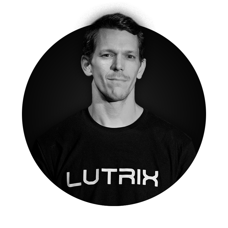 MIH&Aacute;LY VIL&Aacute;GOSI